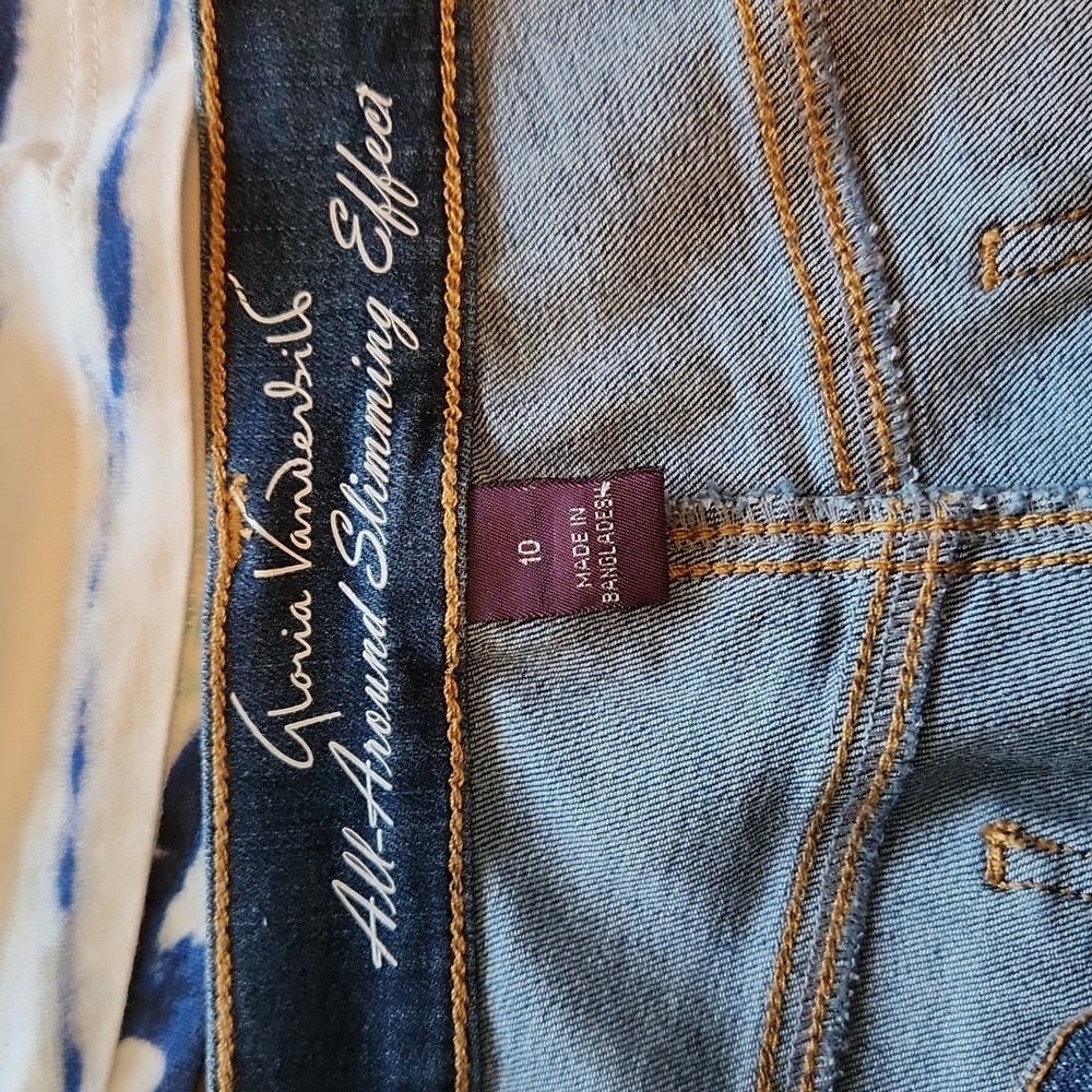 🎁Gloria Vanderbilt Amanda Denim Capri Pants size 10 - Picture 6 of 9